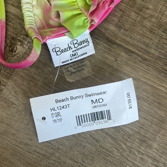 NWT Beach Bunny It Girl Lime Fuchsia Ruffle Bikini Top - Picture 5 of 6